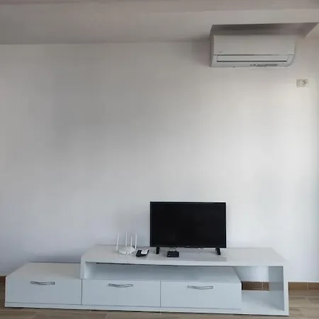Διαμέρισμα Cozy In Shëngjin